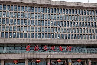 打扑克剧烈运动免费看软件,扑克运动双享，休闲新潮流
