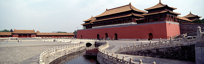 果冻是什么做得对人体有害吗,揭秘果冻：美味还是隐患？
