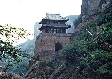 一个好妈妈4字头强华驿大牛,育儿达人揭秘：普通妈妈如何培养优秀孩子-1