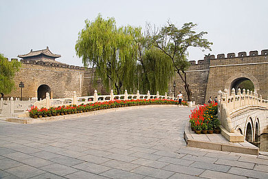 班长让我吃 罩奶头：班长请客，罩奶头温暖校园-1