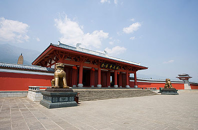 单田芳封神演义180回,评书泰斗再塑经典，封神演义180回再现传奇-1