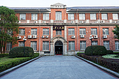 亚洲尺码和欧洲尺码的区别,全球服装尺码揭秘：亚洲VS欧洲，谁更合身？-2