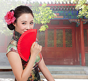 丰满少妇与藏獒交：少妇藏獒事件引深思，动物保护刻不容缓