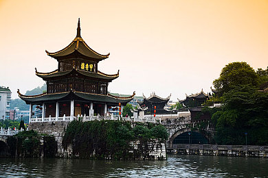 阿娇口交：明星阿娇风波：真相成谜引热议-3