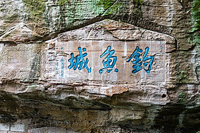 尿素往外喷怎么回事,车辆尿素喷出，车主困惑如何解决？-2