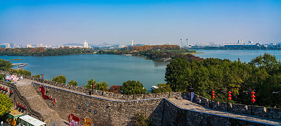 免费一区：《梦幻江湖》免费一区来袭，新地图新职业等你探索-1