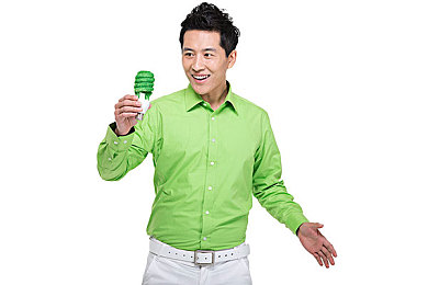 美好生活梁晓慧流产,演员梁晓慧不幸流产，娱乐圈健康问题引关注