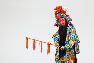 唐三把比比东埇的不亦,武林新星唐三力挫东埇女神，一战成名-4