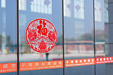欧美寡妇性猛交XXX无码漫画：欧美小镇奇遇记，寡妇寻真爱冒险之旅-3