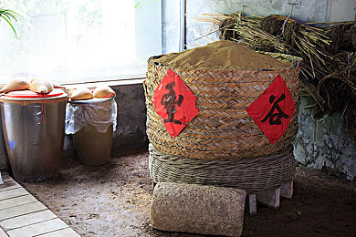 午夜商店官方免费下载,都市神秘应用走红，免费福利等你来抢-3