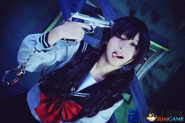 日本18岁萝莉Cosplay美图，治愈系萌态捕获宅心