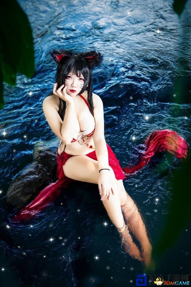 越南辣妹化身阿狸球场炫技，引得众人倾心不已