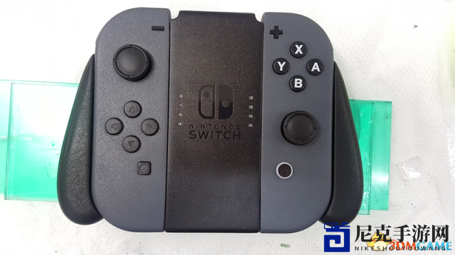 为了上头条也是拼了！黑人偷跑Switch实为赝品