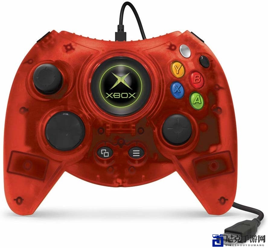 骚红复古风Xbox One手柄“公爵”预购通道正式开启